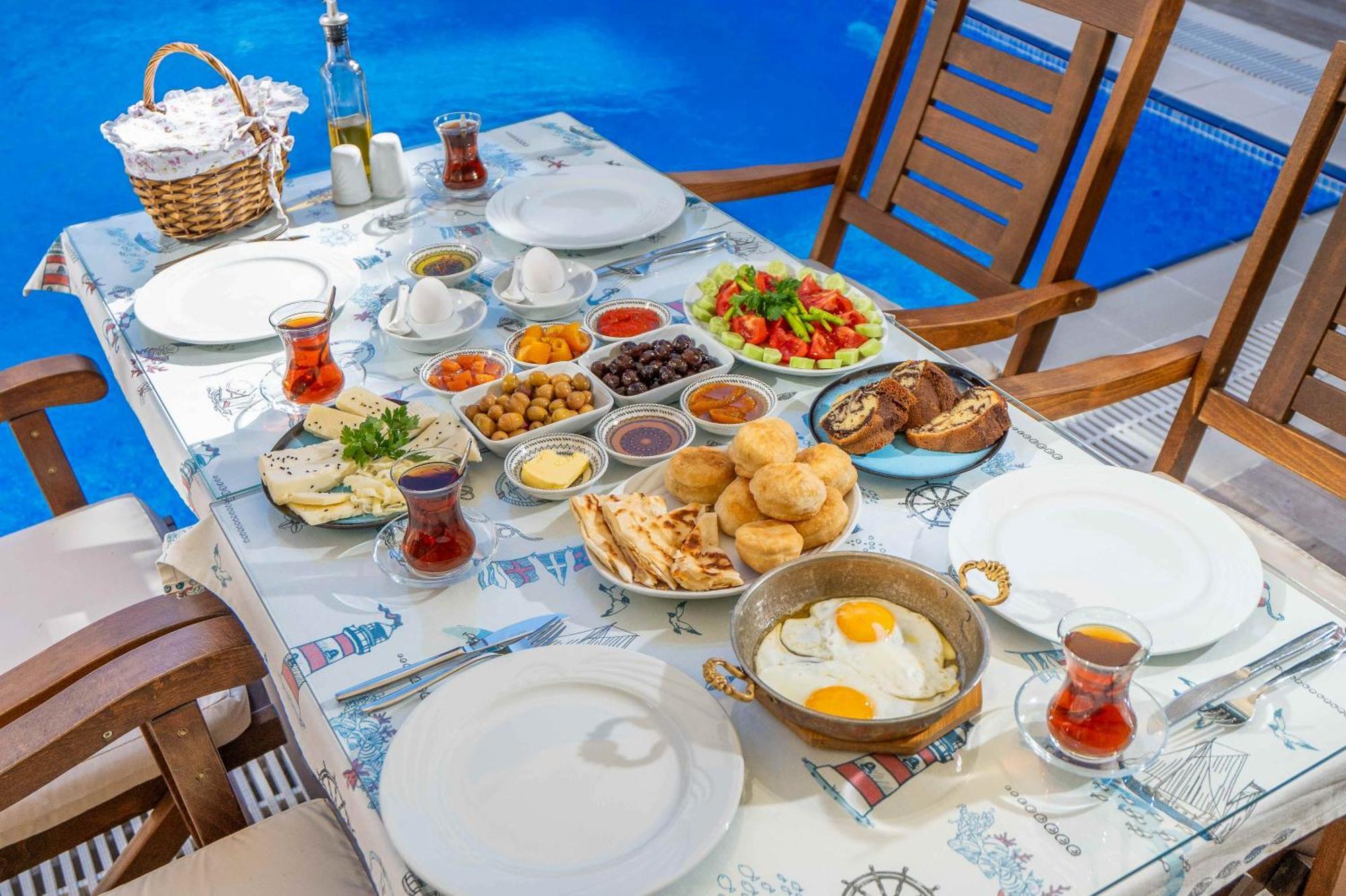 Cunda Giritlioglu Otel Adult Only Ayvalı Buitenkant foto