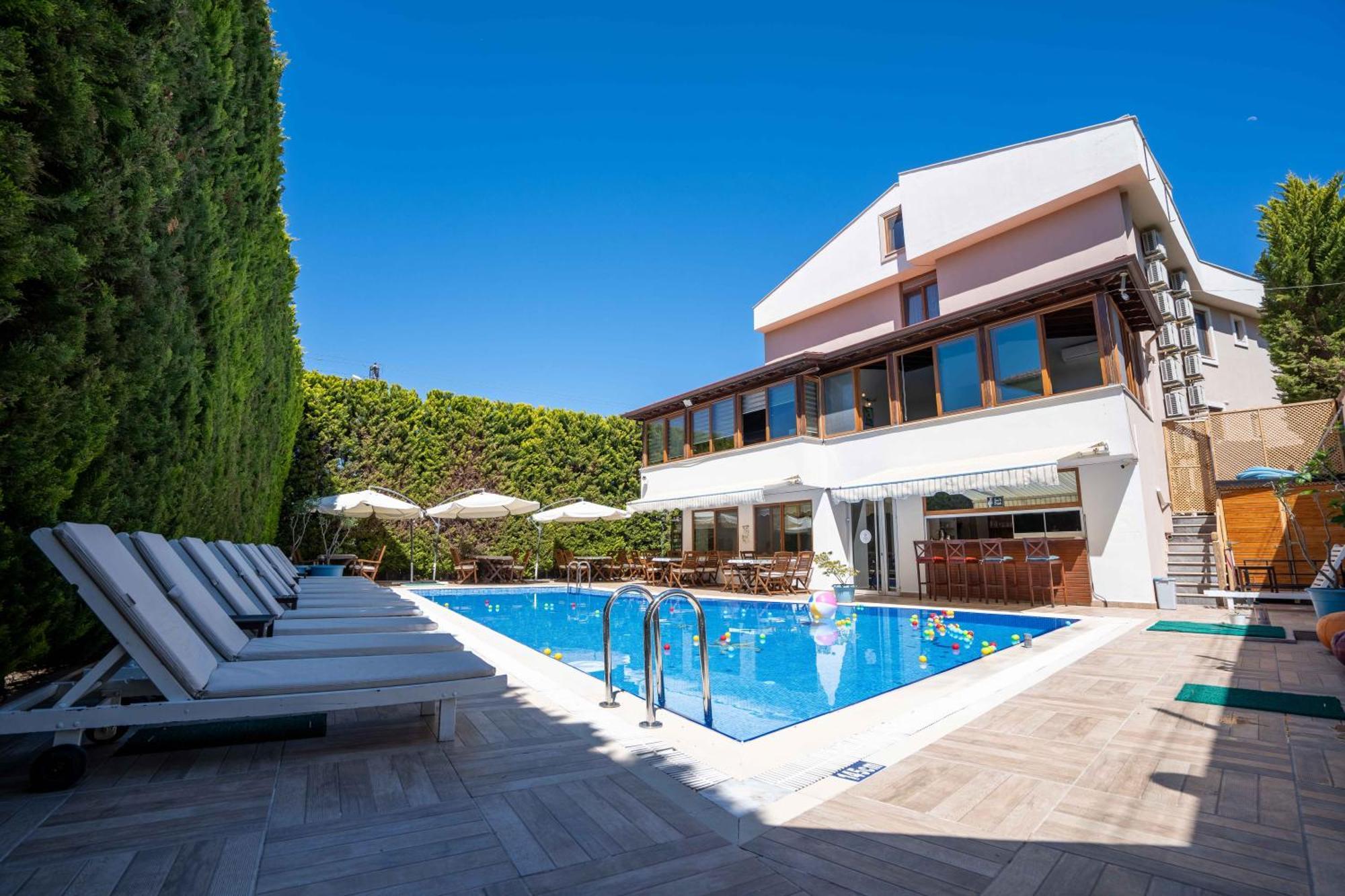 Cunda Giritlioglu Otel Adult Only Ayvalı Buitenkant foto