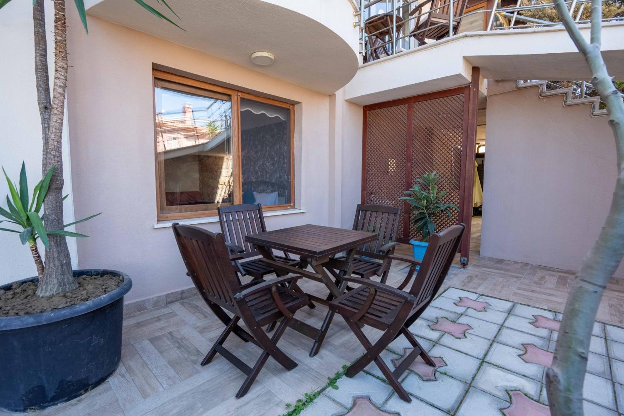 Cunda Giritlioglu Otel Adult Only Ayvalı Buitenkant foto