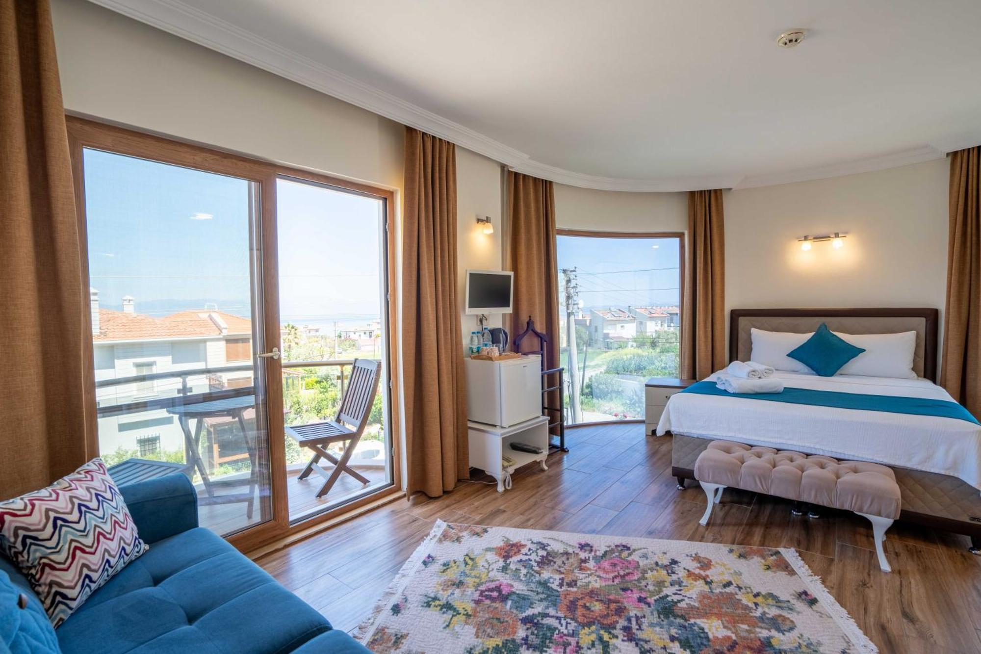 Cunda Giritlioglu Otel Adult Only Ayvalı Buitenkant foto