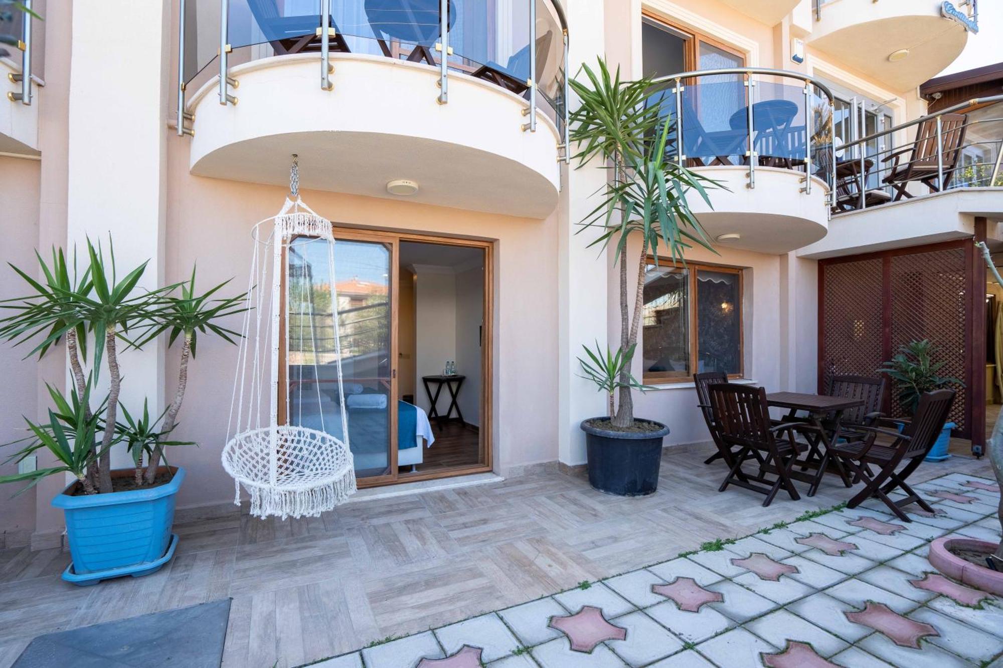Cunda Giritlioglu Otel Adult Only Ayvalı Buitenkant foto