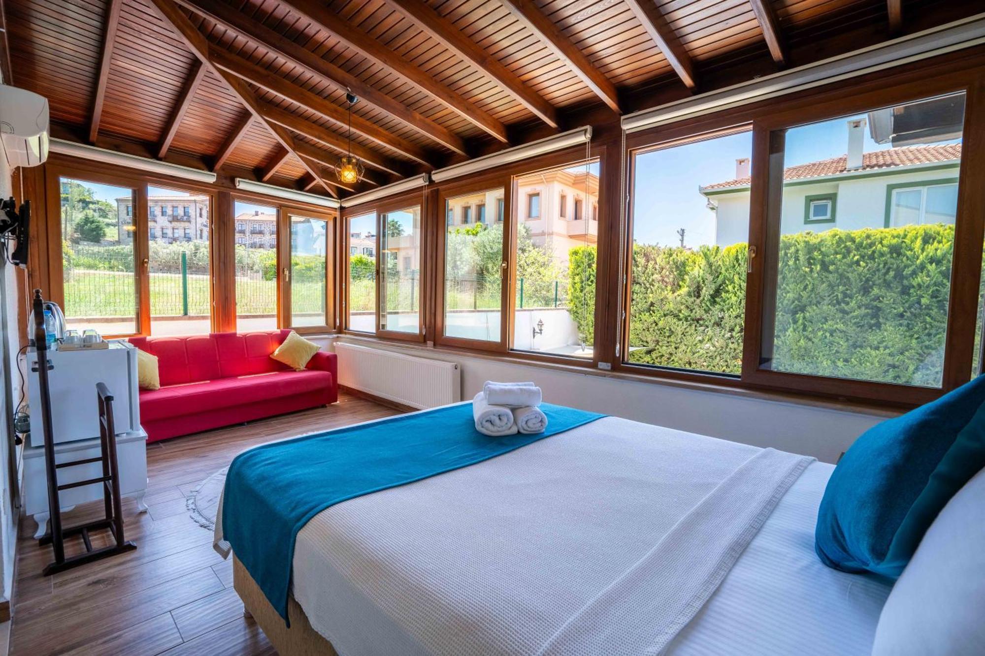 Cunda Giritlioglu Otel Adult Only Ayvalı Buitenkant foto