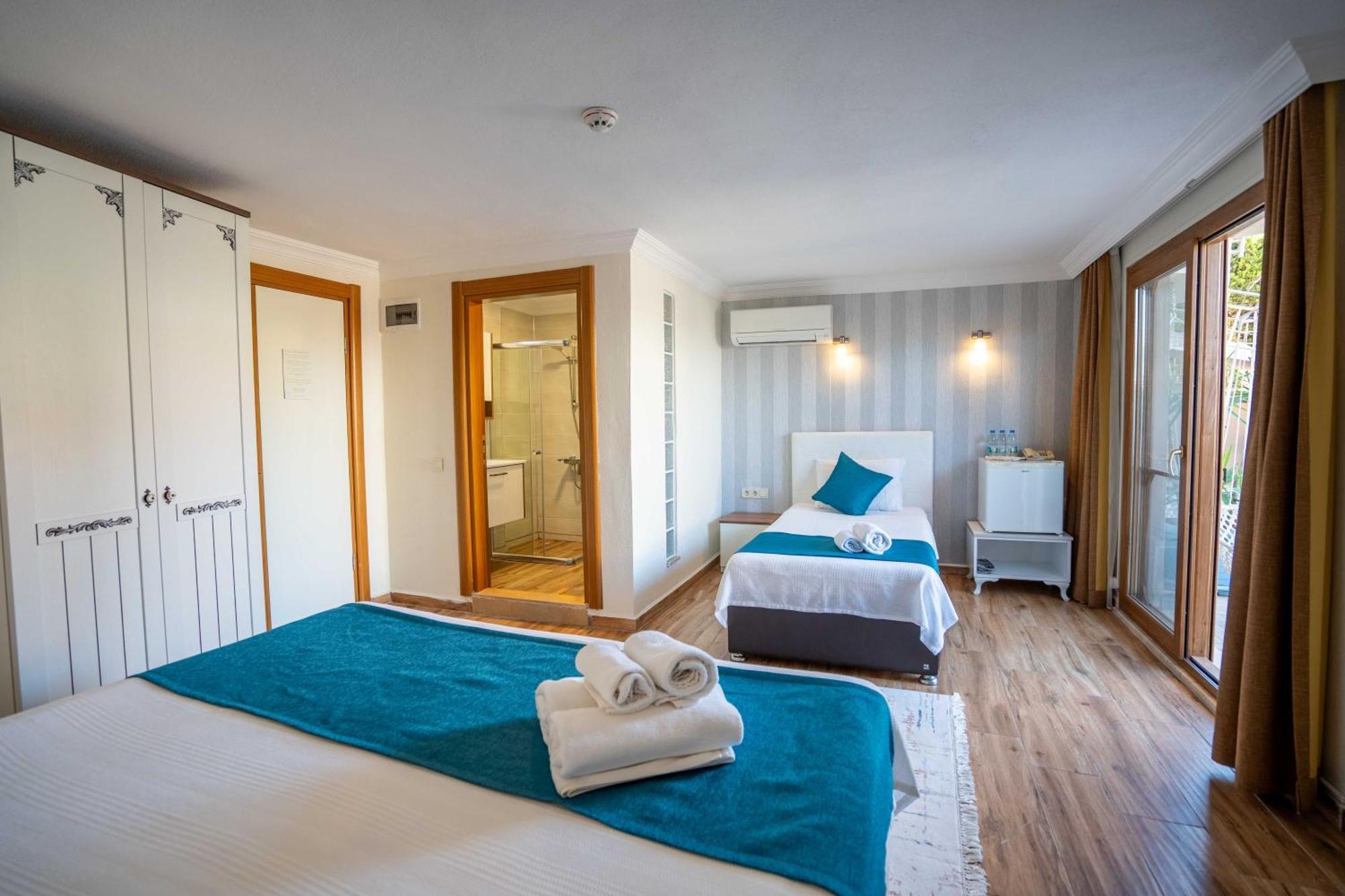 Cunda Giritlioglu Otel Adult Only Ayvalı Buitenkant foto