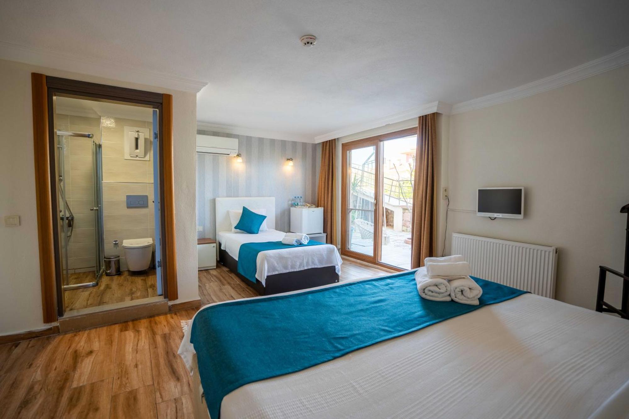 Cunda Giritlioglu Otel Adult Only Ayvalı Buitenkant foto